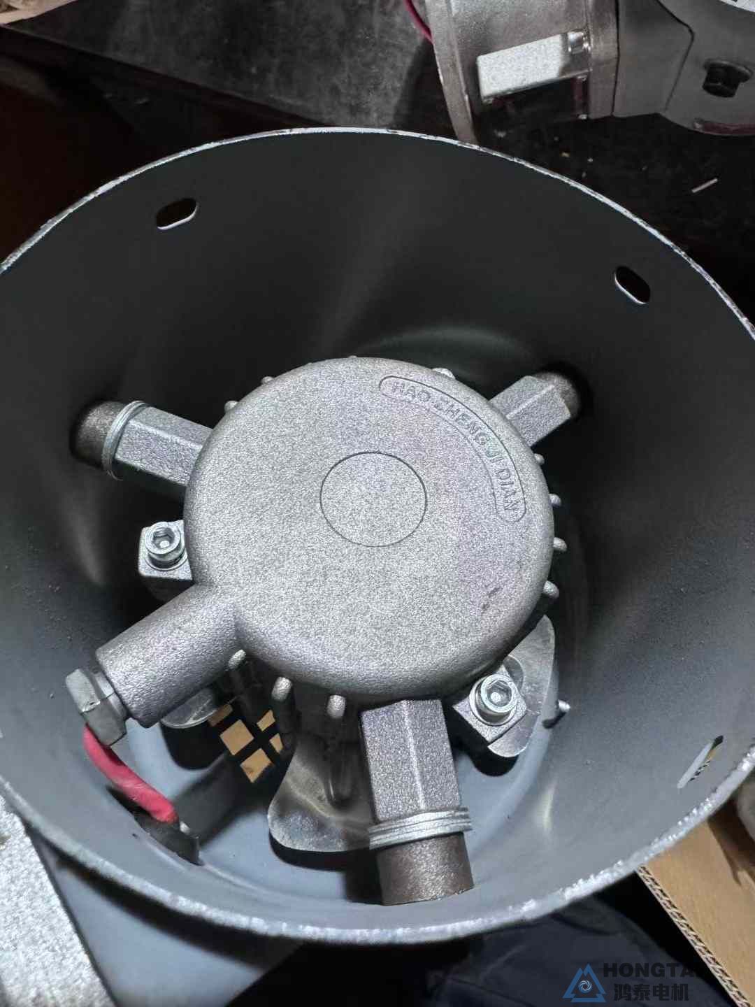 YVFE3-250M-4电机配低噪音风机